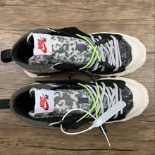 Cargar imagen en el visor de la galería, Blazer Mid x READYMADE Black Total Orange-Vast Grey