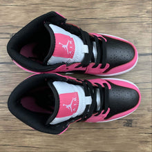 Cargar imagen en el visor de la galería, Air Jordan 1 Mid SE Black White Pink 555112-002