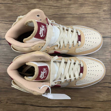 Cargar imagen en el visor de la galería, Air Force 1 High White Onyx Noble Red 334031-200