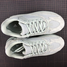 Cargar imagen en el visor de la galería, Adidas Yeezy Boost 700 Ash Silver EG7487