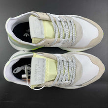 Cargar imagen en el visor de la galería, Adidas Nite Jogger 3M Grey White-Volt