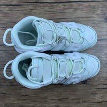 Cargar imagen en el visor de la galería, Air More Uptempo Barely Green White 917593-300