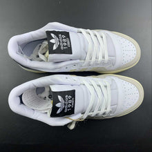 Cargar imagen en el visor de la galería, Adidas Forum 84 Low White Beige Black GY2541