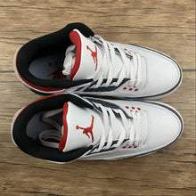 Cargar imagen en el visor de la galería, Air Jordan 3 Retro Flame Red CZ6431-100