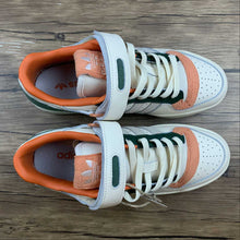 Cargar imagen en el visor de la galería, Adidas Forum 84 Low White Green Orange GY4125