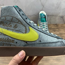 Cargar imagen en el visor de la galería, Blazer Mid 77 Pregame Pack Motivation Ben Simmons CW6016-100