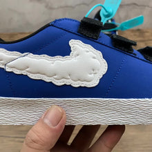 Cargar imagen en el visor de la galería, SB Blazer Low x Kevin Bradley Heaven
