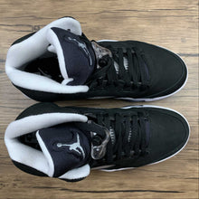 Cargar imagen en el visor de la galería, Air Jordan 5 Retro Black Cool Grey-White CT4838-011