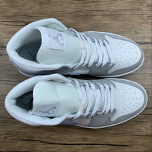 Cargar imagen en el visor de la galería, Air Jordan 1 Mid White Gray Blue (2021) BQ6472-105