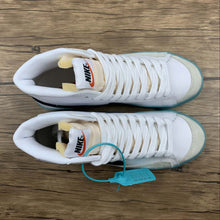 Cargar imagen en el visor de la galería, Blazer Mid 77 Vintage Suede Mix White Leather Black