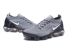 Cargar imagen en el visor de la galería, Air VaporMax Flyknit 2.0 Dark Grey Black 942842-502