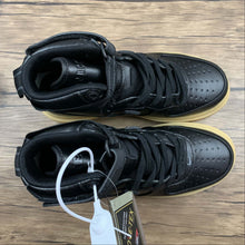 Cargar imagen en el visor de la galería, Air Force 1 GORE-TEX BOOT Black Anthracite-Gum Medium Brown CT2815-001