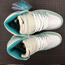 Cargar imagen en el visor de la galería, Air Jordan 1 Retro High OG Turbo Green 555088-311