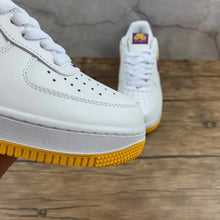 Cargar imagen en el visor de la galería, Air Force 1 07 White Purple Gold HK7765-024