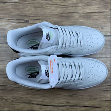 Cargar imagen en el visor de la galería, Air Force 1 07 LV8 2 “Have A Nike Day Earth” Photon Dust White-Black DM0118-001