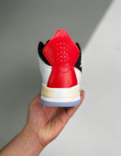 Cargar imagen en el visor de la galería, Jordan Courtside 23 University Red Black White AR1002-104