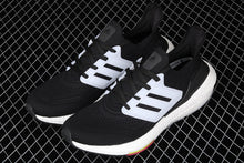 Cargar imagen en el visor de la galería, Adidas UltraBoost 21 Black White FY0356