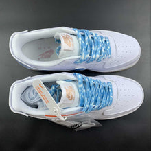 Cargar imagen en el visor de la galería, Air Force 1 07 LV8 White Blue DM1020-100