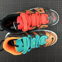 Cargar imagen en el visor de la galería, Air More Uptempo GS Total Orange Black Hiper Jade AT3408-800
