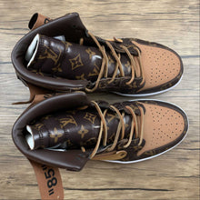 Cargar imagen en el visor de la galería, Air Jordan 1 High OG SE NRG OW Louis Vuitton Coffee Bronw AQ0858-158