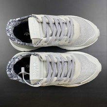 Cargar imagen en el visor de la galería, Adidas Nite Jogger Night Stalker FW6706