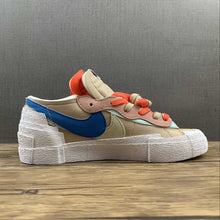 Cargar imagen en el visor de la galería, Blazer Low x Sacai x Kaws “Reed” Natural Yellow DM7901-100