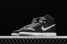 Cargar imagen en el visor de la galería, SB Dunk High Pro White Green