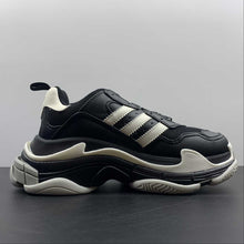Cargar imagen en el visor de la galería, Balenciaga Tripe S x Adidas Black White