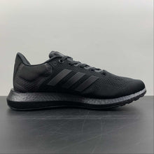 Cargar imagen en el visor de la galería, Adidas PureBoost 21 Black