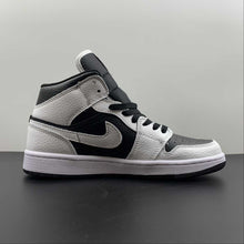 Cargar imagen en el visor de la galería, Air Jordan 1 Mid SE White Black-White DR0502-101