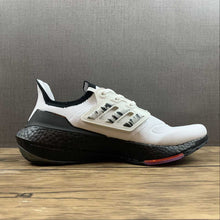 Cargar imagen en el visor de la galería, Adidas UltraBoost 22 White Black GW1915
