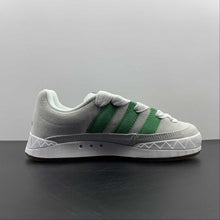 Cargar imagen en el visor de la galería, Adidas Adimatic Forest Green GZ6206