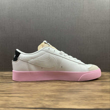 Cargar imagen en el visor de la galería, Blazer Low 77 Vintage “Be True” White Pink DD3034-100