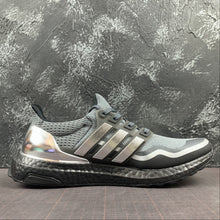 Cargar imagen en el visor de la galería, Adidas UltraBoost 2.0 Grey Silver