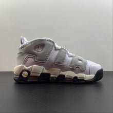 Cargar imagen en el visor de la galería, Air More Uptempo 96 White Solar Flare DZ4516-100