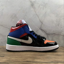 Cargar imagen en el visor de la galería, Air Jordan 1 Mid SE Black University Red CV5276-001