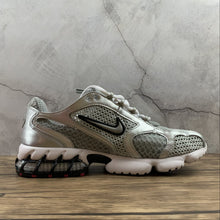 Cargar imagen en el visor de la galería, Air Zm Spiridon Cg 2 Stussy Lt Smoke Grey Metallic Silver CJ1288-001