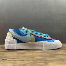 Cargar imagen en el visor de la galería, Blazer Low x Sacai x Kaws Blue Light Blue Pink Yellow