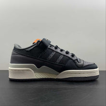 Cargar imagen en el visor de la galería, Adidas Forum 84 Low Black Orange White