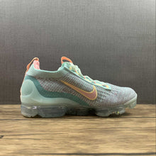 Cargar imagen en el visor de la galería, Air VaporMax 2021 FK Light Dew Melon Tint DH4088-300