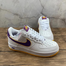 Cargar imagen en el visor de la galería, Air Force 1 07 White Purple Gold HK7765-024