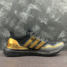Cargar imagen en el visor de la galería, Adidas UltraBoost 2.0 Black Gold