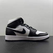 Cargar imagen en el visor de la galería, Air Jordan 1 Mid Black White DR9495-001