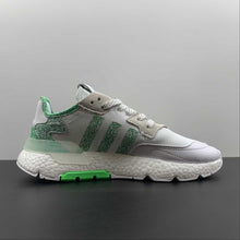 Cargar imagen en el visor de la galería, Adidas Nite Jogger White Green FW6715