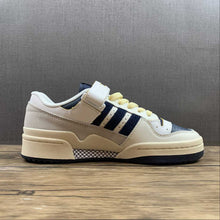 Cargar imagen en el visor de la galería, Adidas Forum 84 Low White Dark Blue GZ6427