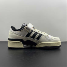 Cargar imagen en el visor de la galería, Adidas Forum 84 Low White Black Yellow HR2007