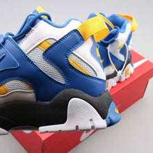 Cargar imagen en el visor de la galería, Air Barrage Mid QS Sky Blue White Black Orange AT7847-100