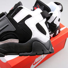 Cargar imagen en el visor de la galería, Air Barrage Mid QS Peak White Black Sport Red CD9329-011