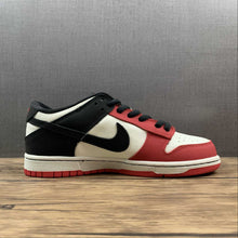 Cargar imagen en el visor de la galería, SB Dunk Low University Red White Black Shoes 854866-020