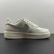 Cargar imagen en el visor de la galería, Air Force 1 07 Low Rice White Gray DQ7582-128